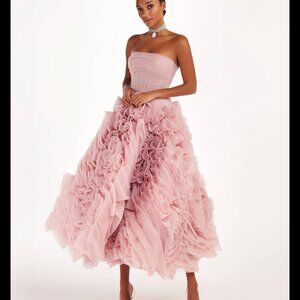 Dramatically flowered tulle dress in misty pink